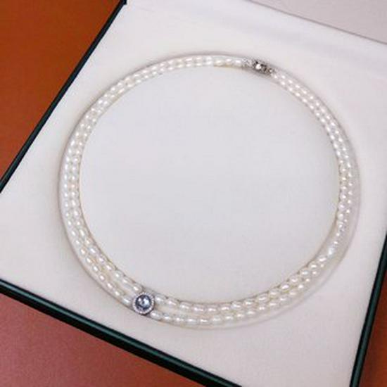 Double Layer Choker: Natural 4-5mm Pearl Necklace, Stackable Style