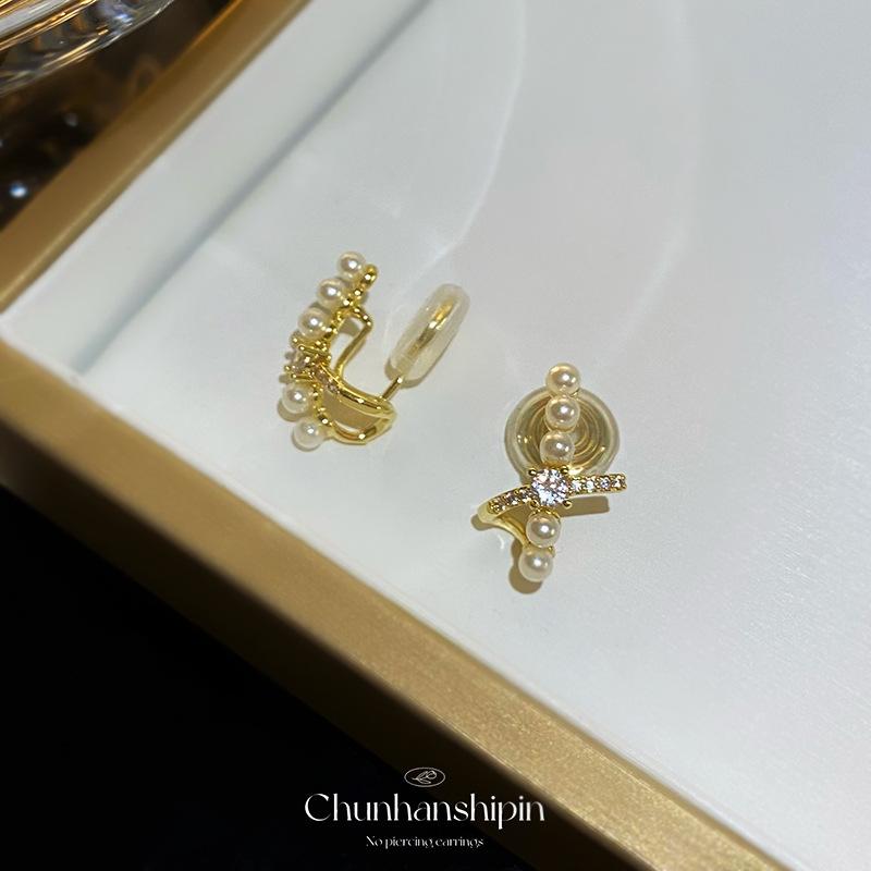 

Zircon cross pearl ear clips women s niche design exquisite gentle stud earrings fashion light luxury temperament no pierced earrings