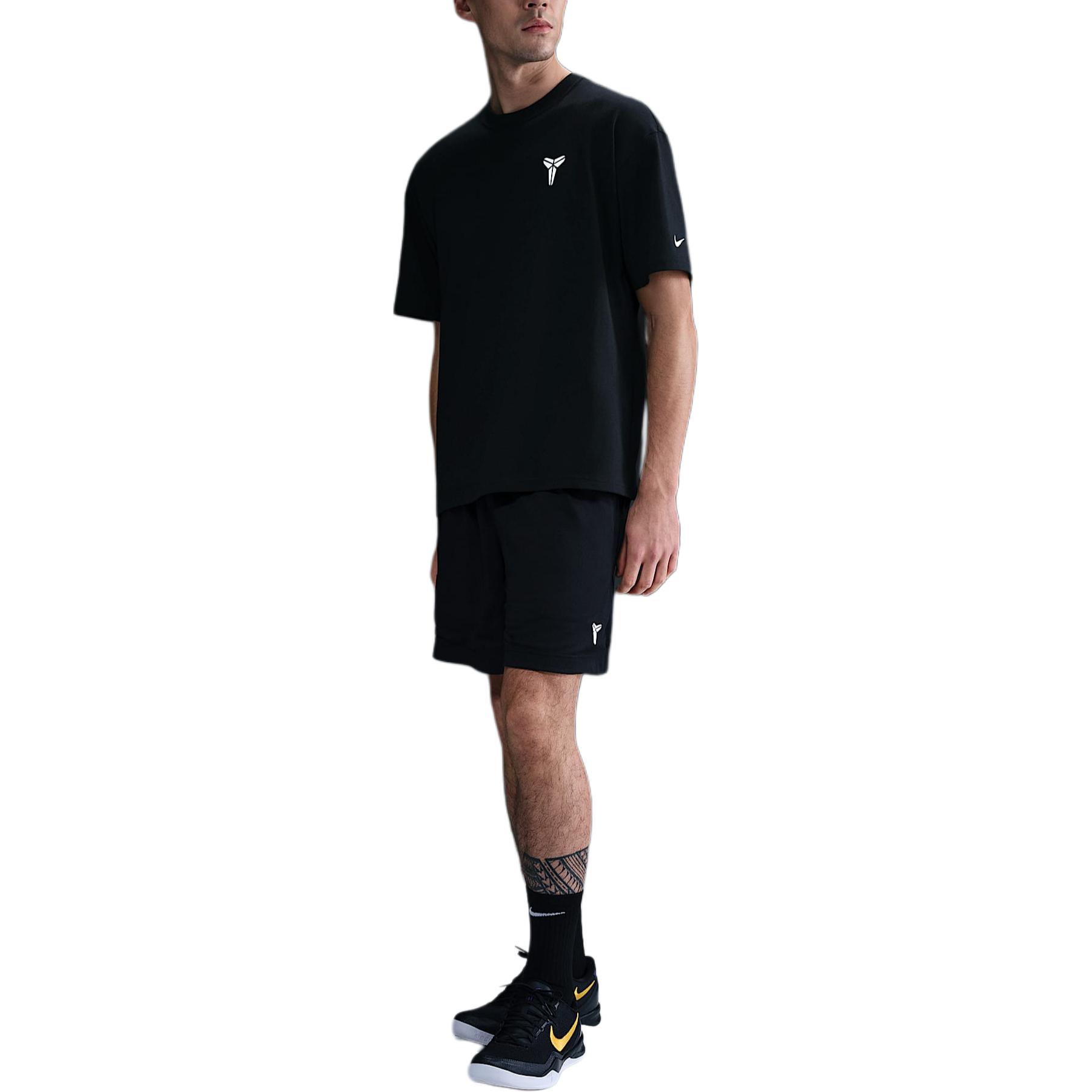 

Новые баскетбольные шорты Nike Kobe Dri FIT 6 HJ8103-010