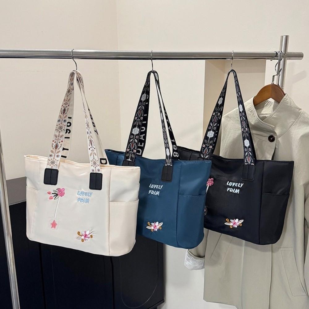 Casual Large Capacity Shoulder Bag Nylon Waterproof Shopping Bag Lightweight Handbag Women