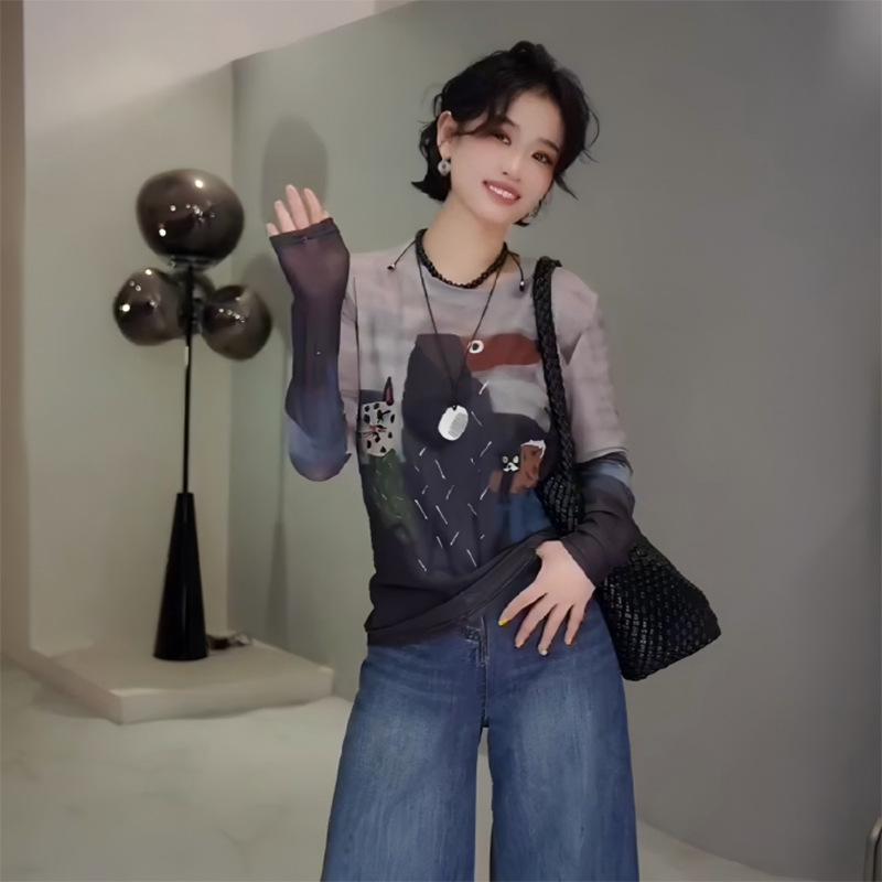 

Женская футболка с длинным рукавом и круглым вырезом с граффити-артом 2025 - Универсальный топ от солнца для моды весна/лето S (42.5-50 kg)