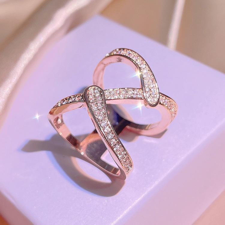 

Европейская и северо-модная геометрическая линия с покрытием из розового золота, микронабор из цирконов, кольцо-цепочка, трендовое кольцо для девочки No. 10