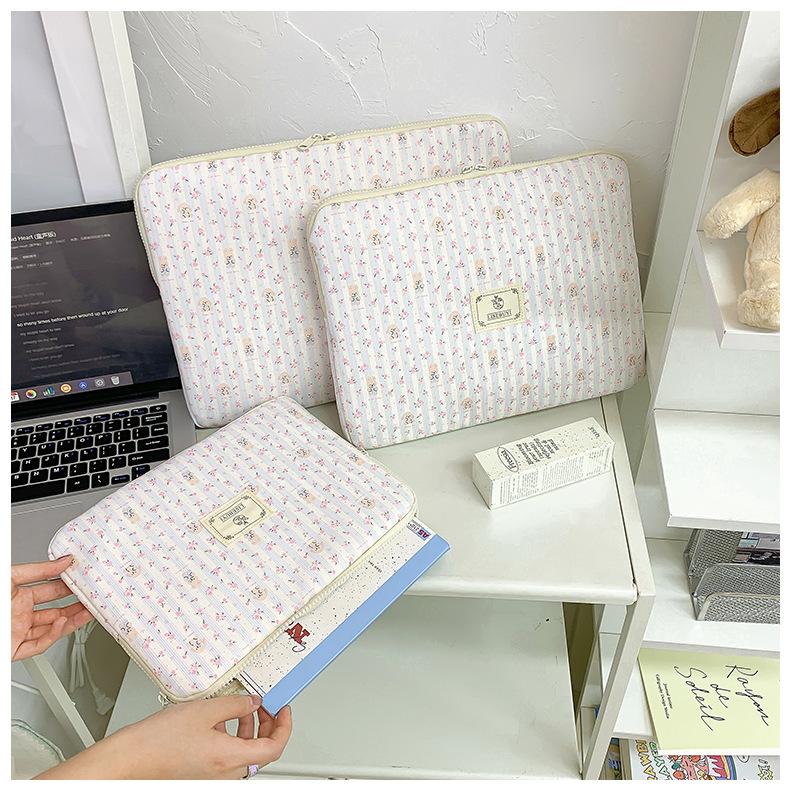 

TS JYL laptop bag,Korean Strawberry Floral Laptop Bag 11 14 15 Inch Shockproof Tablet Case small білий