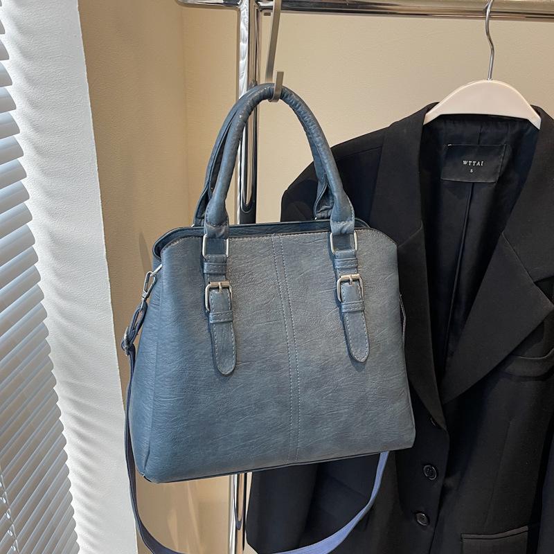 European and American Retro Shoulder Messenger Bag