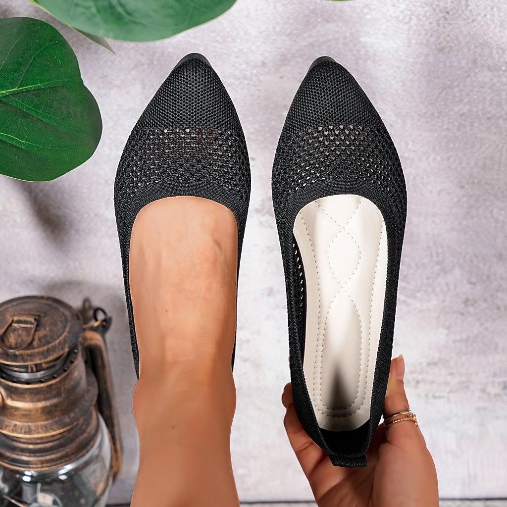 Fashion Women Pointed Toe Breathable Flat Shoes Solid Color Knitted Slip On Loafers Women Casual Lightweight Ballet Flats Shoes Women