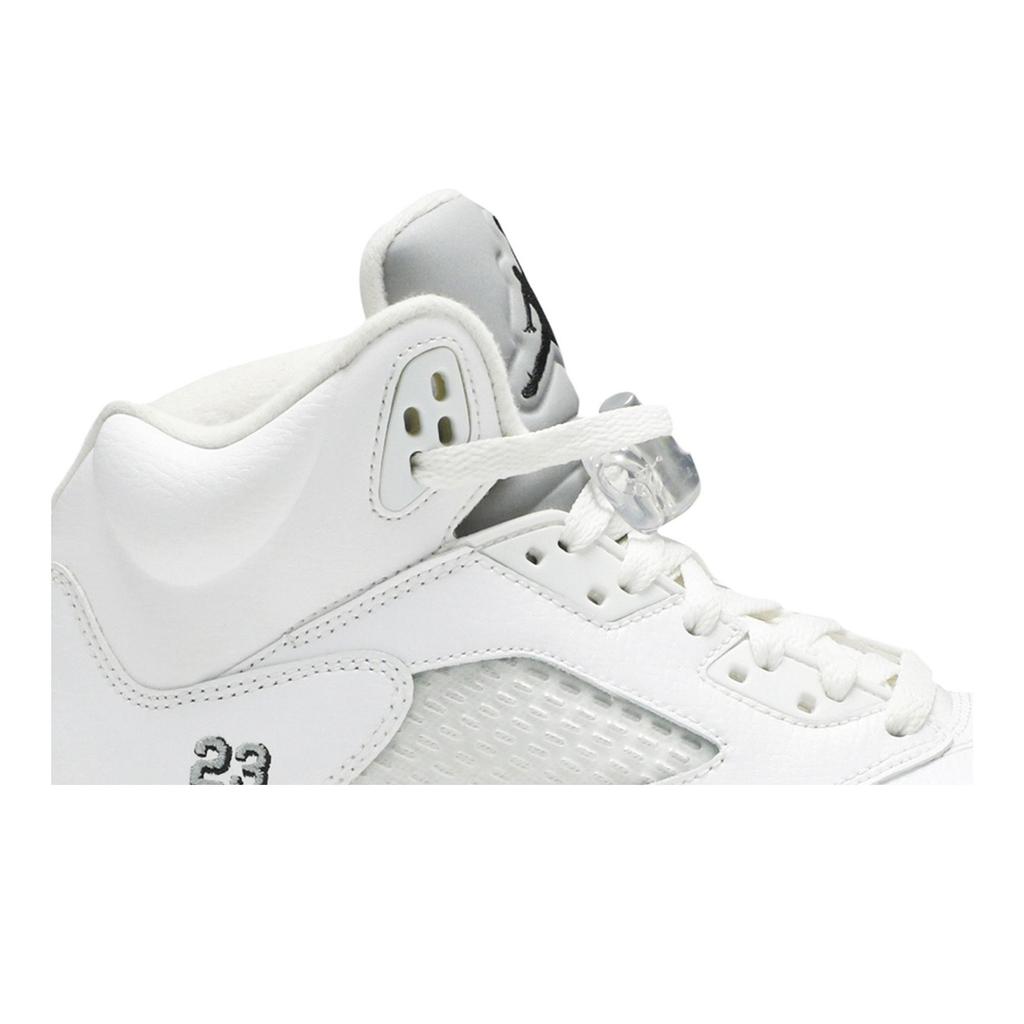 Air Jordan 5 Retro BG 'White Metallic' 2015 (Unisex) White / Black / Metallic Silver Kids' Basketball Shoes 440888 130
