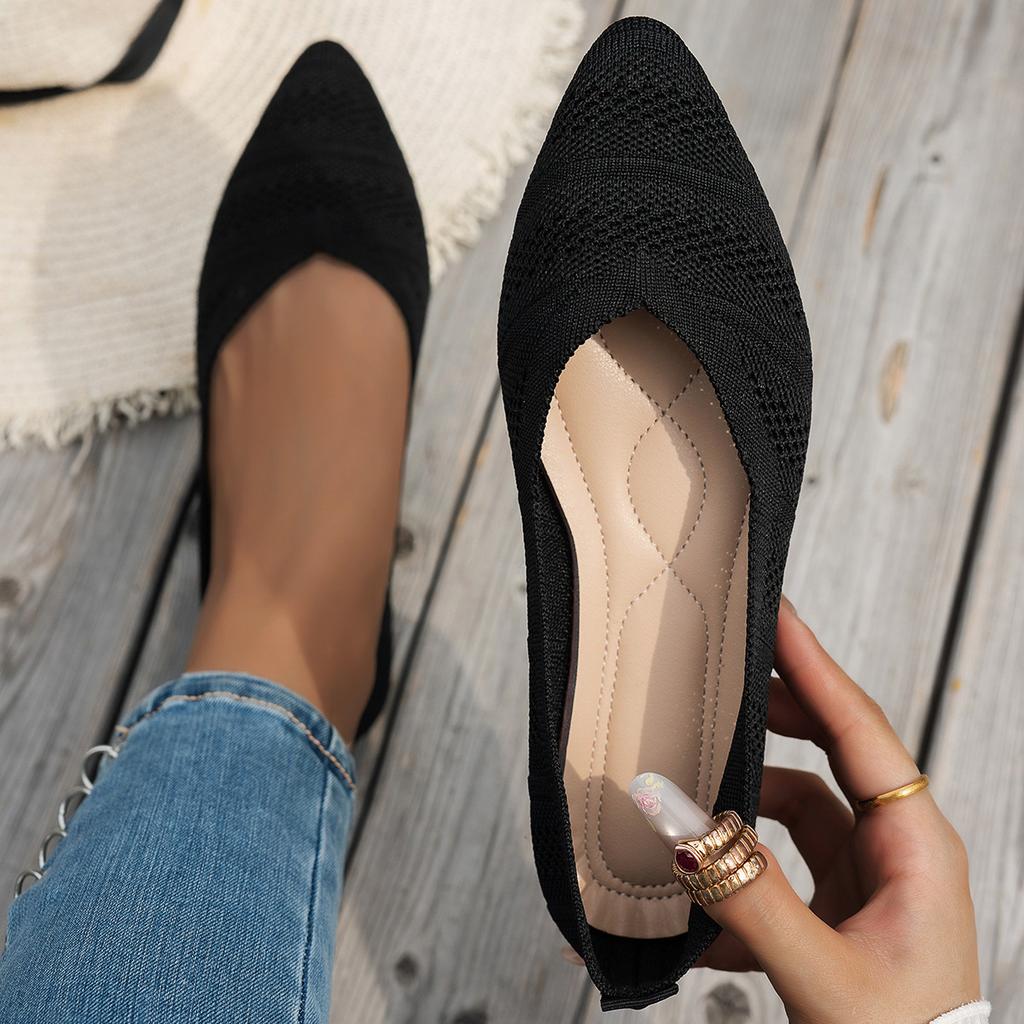 New fly-woven pointed shallow mouth flat-soled single shoes women's 2025 foreign trade large size knitted breathable four-season Doudou shoes