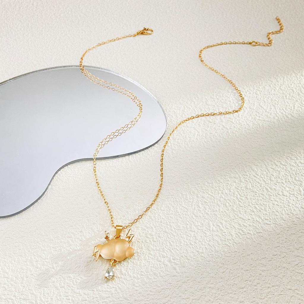 2026 Blitzwolke Nischen-Halskette Kreativer Design-Sinn Mikro-eingelegter Zirkon Weiße Wolke Wassertropfen Temperament Vielseitige Schlüsselbeinkette