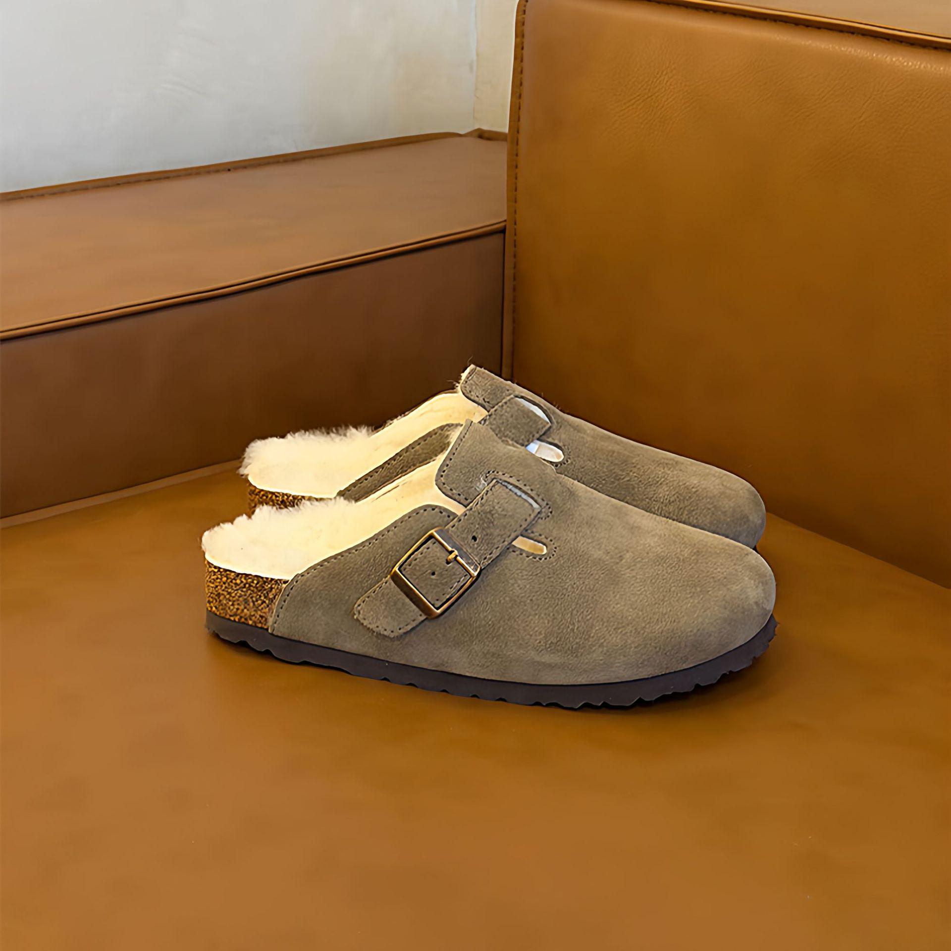 

Динамичные водонепроницаемые шлепанцы из коровьей кожи с шерстяной подкладкой без задника: Теплый, Плюшевый, Пушистый Ретро Хлопковый Дизайн для Пар 40 (Women)