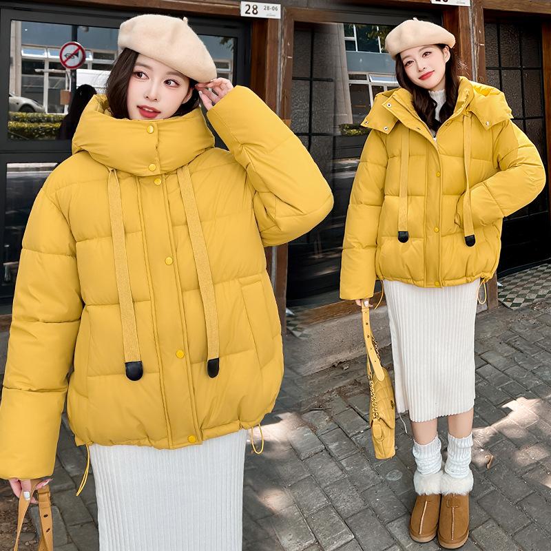 2025 new women's short loose bread clothes cotton clothes winter fashion hooded thickened cotton clothes warm jacket