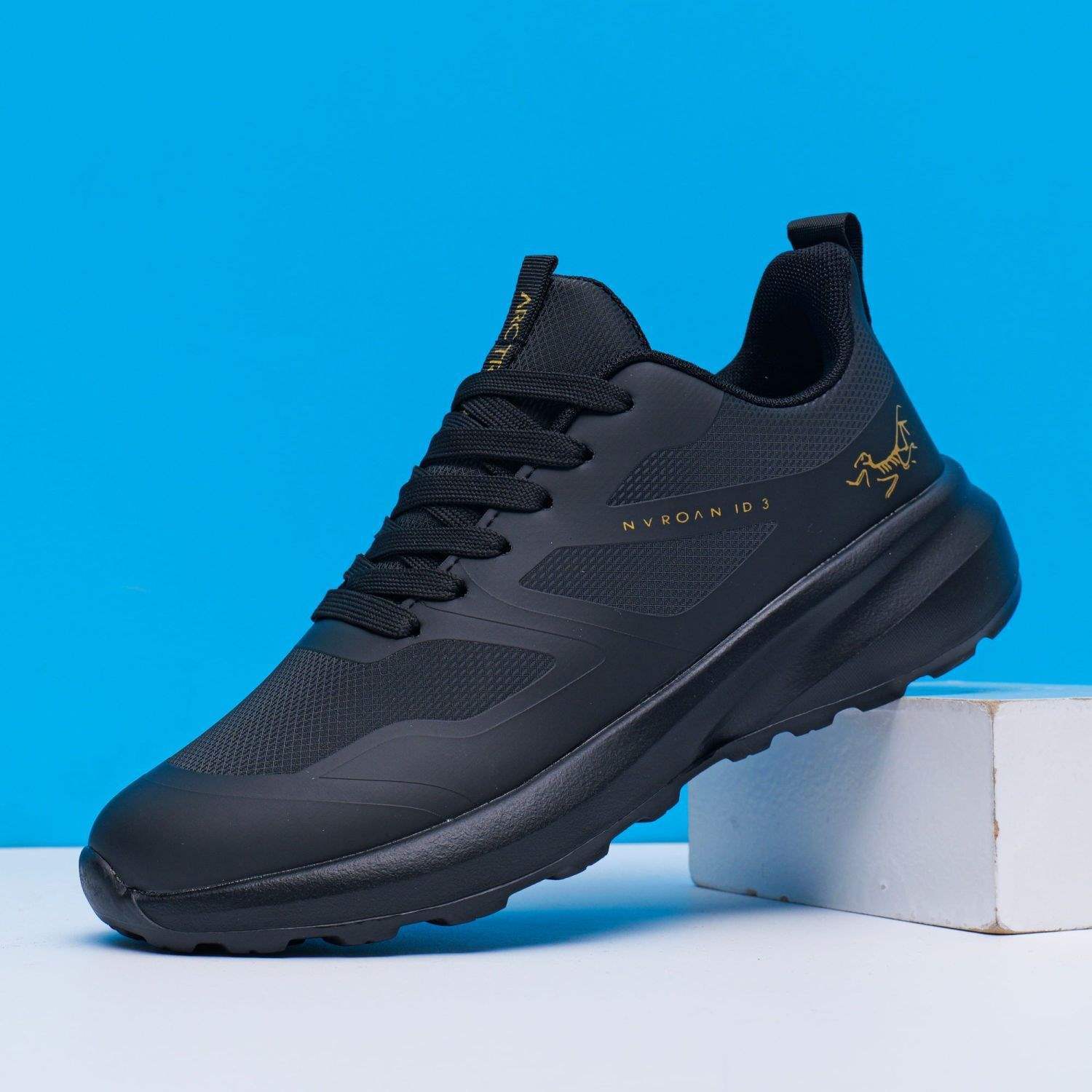 

Men s shoes 2025 sports shoes new leather surface breathable casual shoes light soft sole running non-slip wear-resistant velvet warm 39