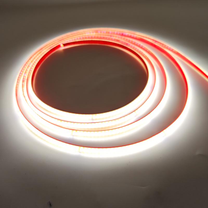220V Treiberloser COB LED Streifen, 240 LEDs, Alle 10cm Schneidbar, Selbstklebend, Flexibel.