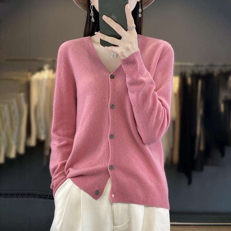 Women's Wool Knit Collar Cardigan: Slim-Fit, Long Sleeve, Loose Outerwear for Autumn and Winter.