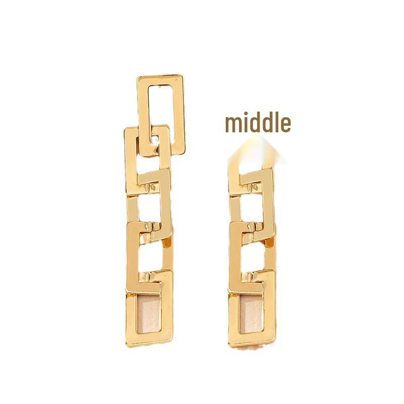 Cercei Trendy cu Lanț Exagerat - Cercei Geometrice Tip Stud pentru Femei, Stil Street