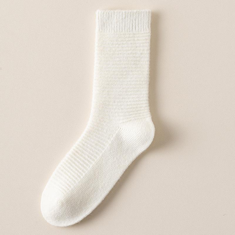 Wool Socks for Women In Autumn and Winter, Thickened and Fleece Mid-calf Socks, Warm Socks, and Cold-resistant Long Calf Socks In Winter