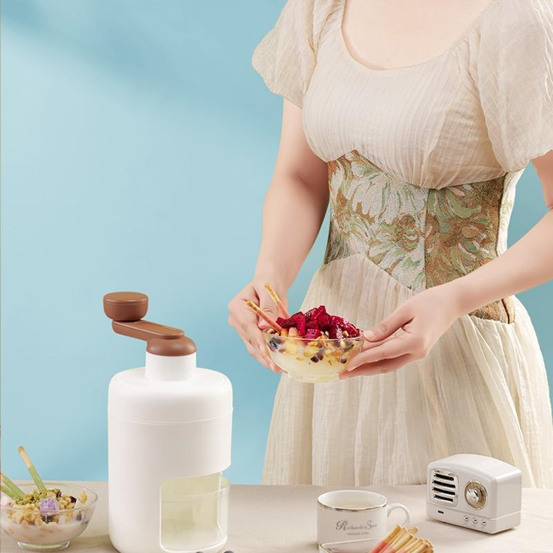 1PC Hand Crank Ice Shaver, Cotton Ice Fruit Shake Smoothie Machine, Household Ice Cube Ice Crusher, Salmon Seafood Fresh-keeping Ice