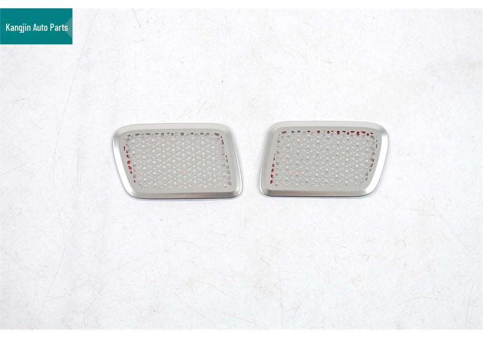 Beijing 2024 BJ30 Silver Dashboard Interior: Speaker Grilles & Front Upper Reading Light
