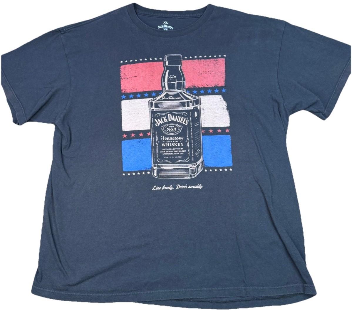 Jack Daniels Whiskey Bourbon bottle t-shirt Mens/Woman Large Unisex T-Shirt XXXL