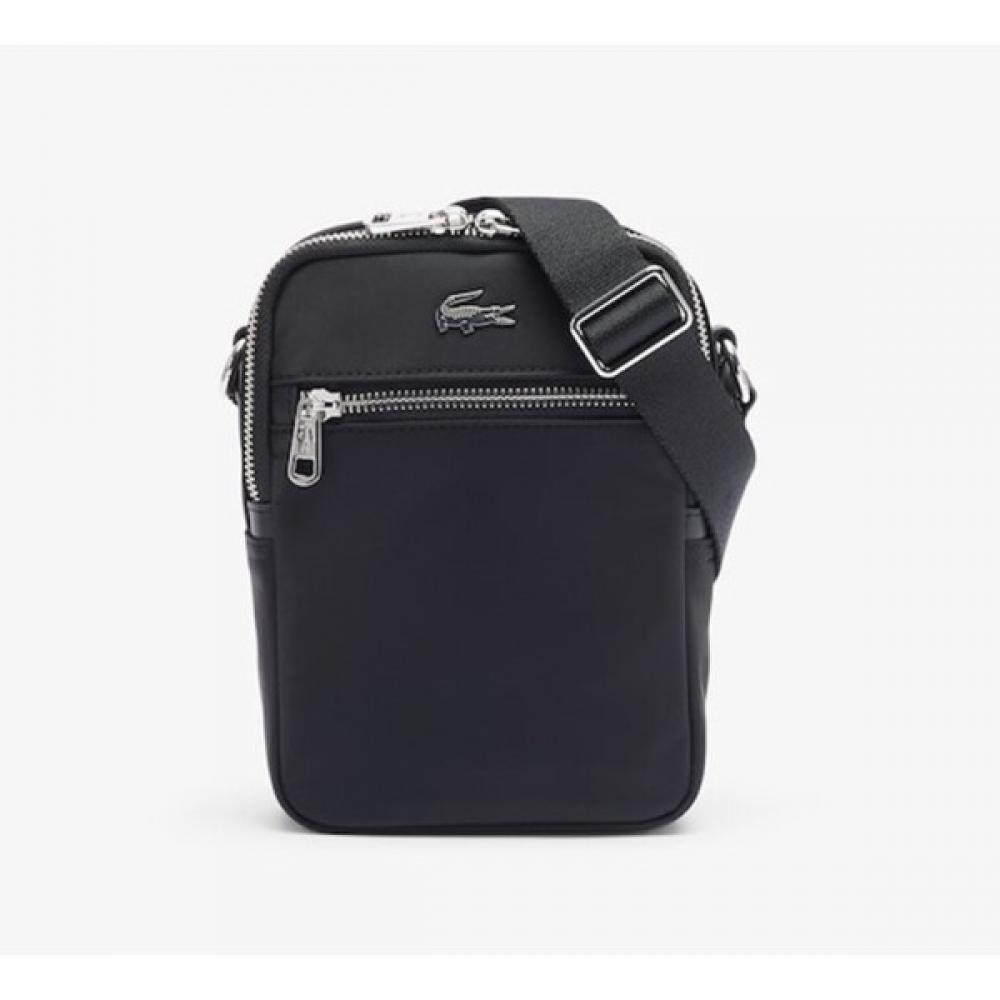 

Lacoste Easy Vertical Camera Bag Nf5021y55g