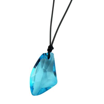 Elegante Blaue Kristall Anhänger Halskette Leichter Harz/Kunststoff Schmuck Schlüsselbein Kette Für Empfindliche Haut