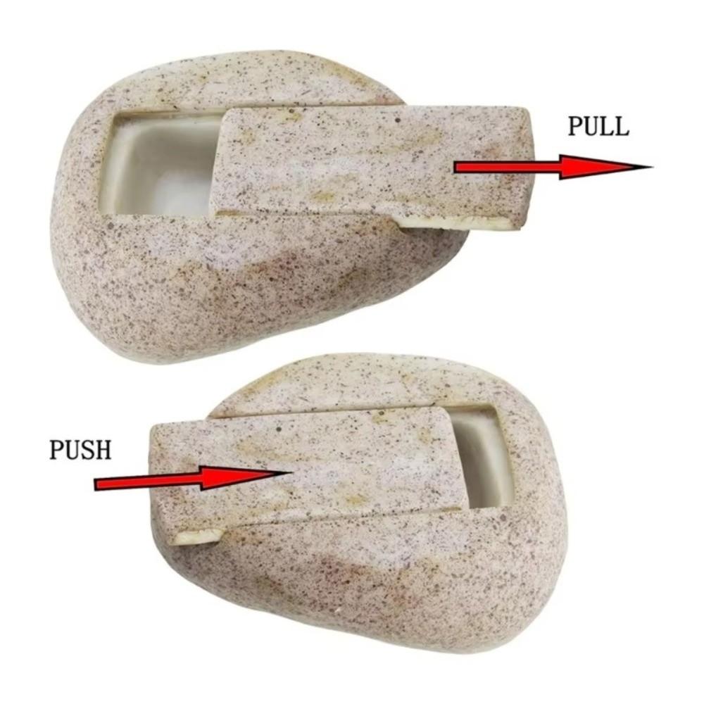 Natural Looking Disguised Rock Key Storage Box Resin Fake Rock Statue Decoration  Outdoor