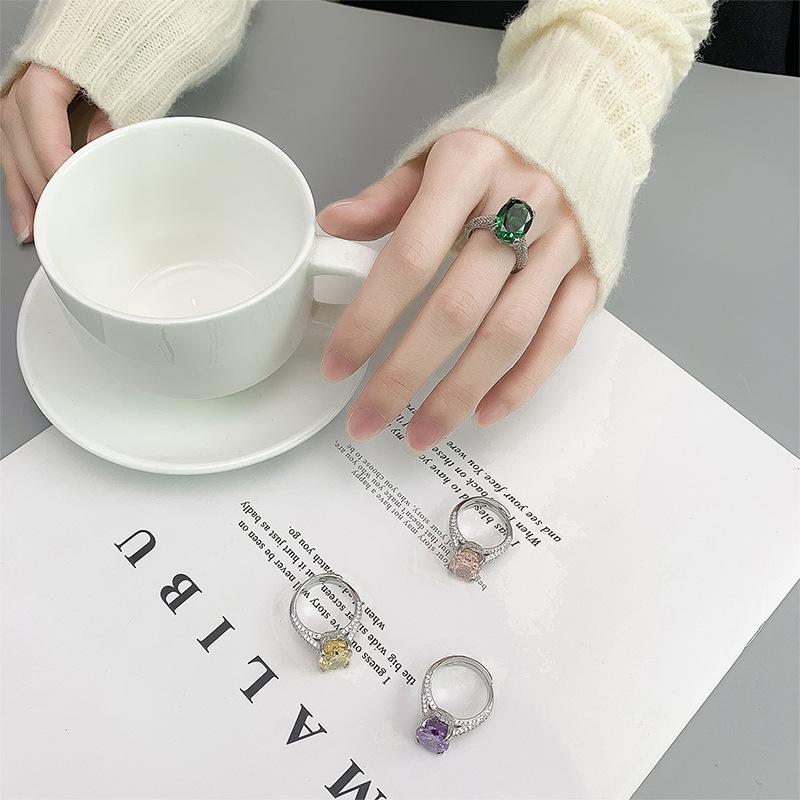 Jewelry Copper Bottom Gold-Plated High Carbon Diamond Ice Flower Cut Pigeon Egg Copper Setting Temperament Ring Female 10 * 14