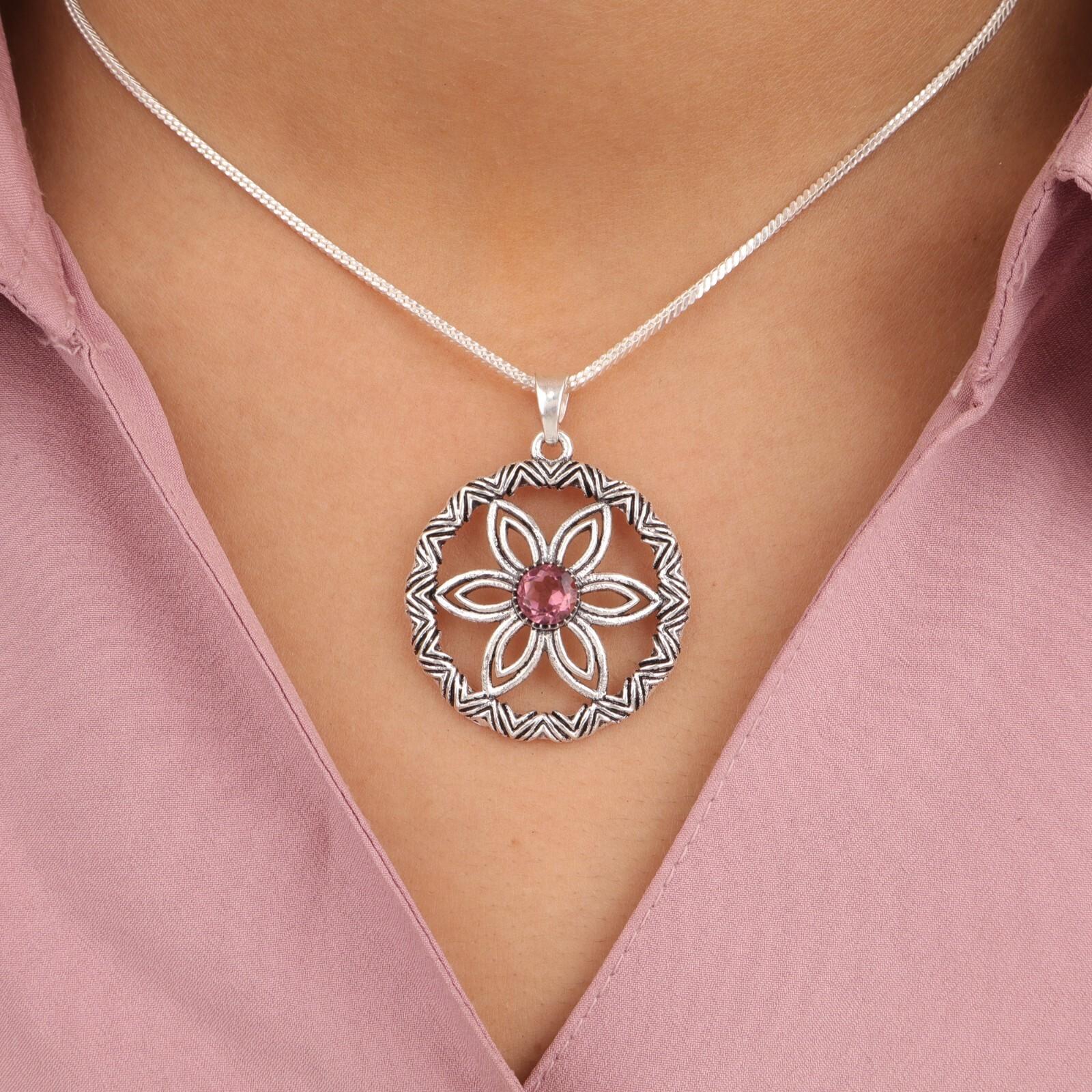 

Natural Rhodolite Gemstone 925 Sterling Silver Partywear Jewelry Pendant 1.48 CP-29-7