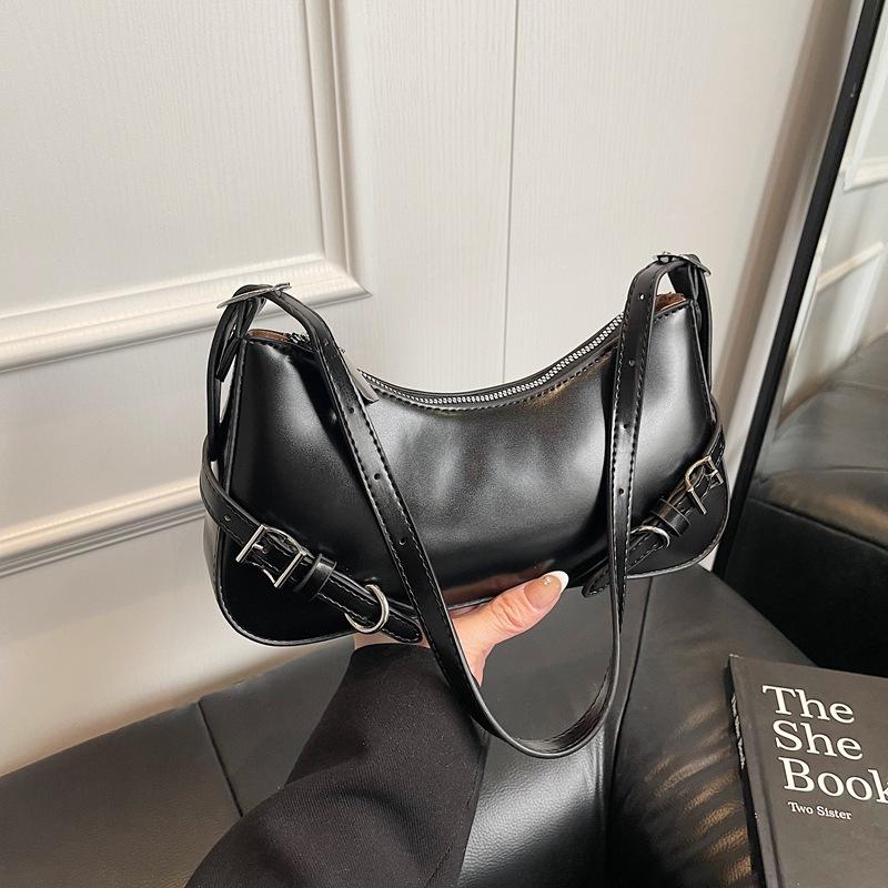 Silver Bag Women's 2025 New Popular Fashion Popular Underarm Bag Premium Texture Shoulder Messenger Bag