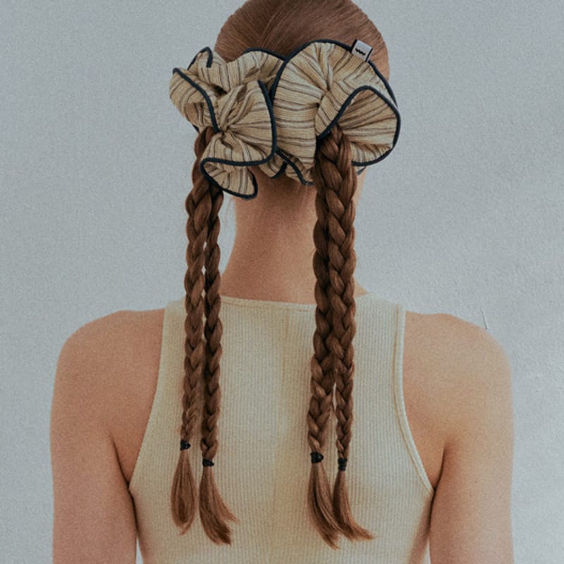 BBYB Noi Seersucker Scrunchie (Ivory)