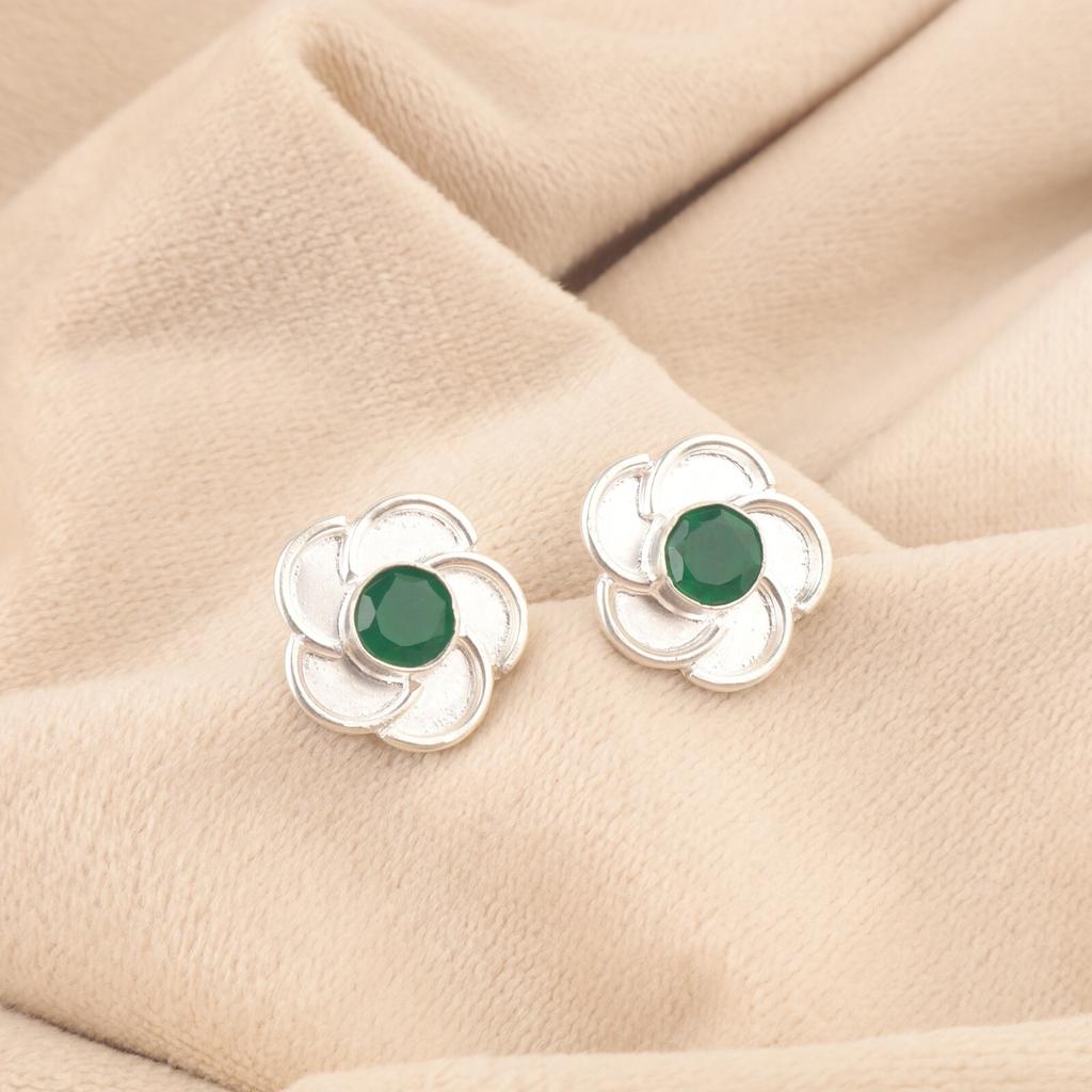 Sisters Day Deal Round Green Onyx Stone 925 Silver Stud Post Butterfly Earrings EE-157-16