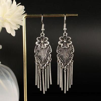 Metall Quasten Ohrringe für Damen, Künstlerisches Temperament Retro Ethno Stil Schmuck Geschenk