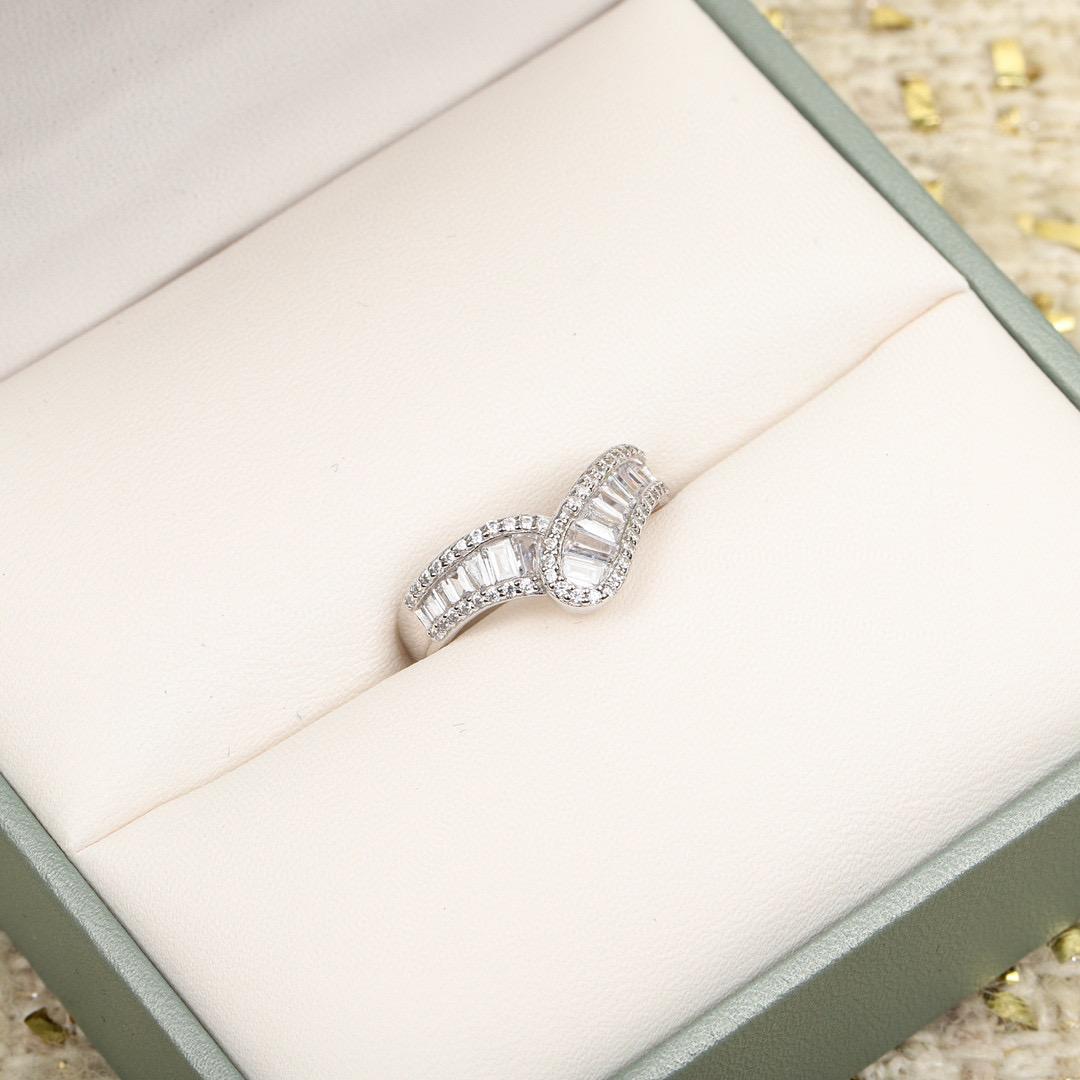 

2023 Классический Горячий Бренд Женские Кольца Роскошные Ювелирные Изделия для Женщин Дизайнерские Кольца Мода 925 Стерлинговое Серебро Вечеринка Винтажные Кольца 8