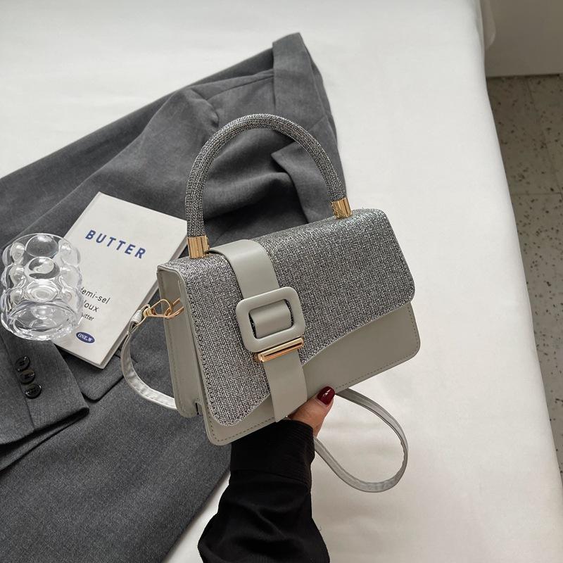 Commuter Fashion Texture Handbag 2025 Early Autumn New Foreign Style Versatile Korean Version Single Shoulder Messenger Bag Small Square Bag Tide