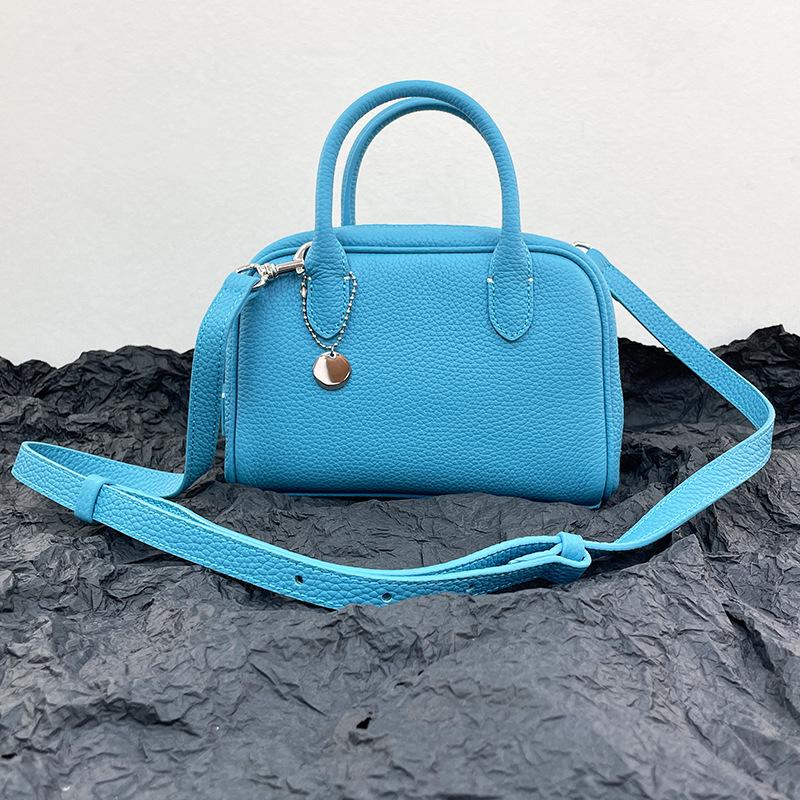 2025 Niche Design High-end Leather Cowhide Handbag Niche Bowling Single Shoulder Crossbody Women's Bag