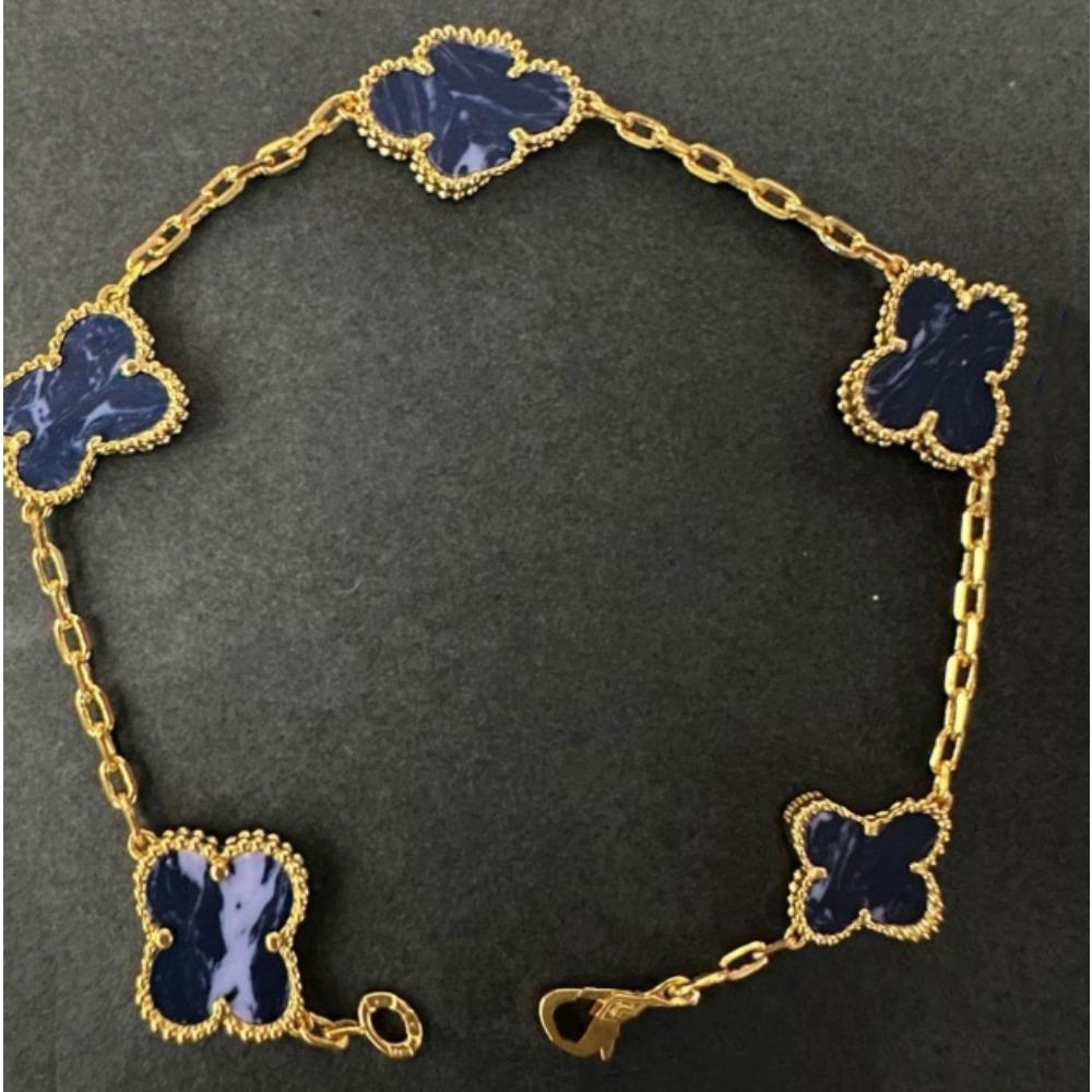 

High Version Four-leaf Clover Bracelet Female Mother-of-pearl Agate Five-flower Ladies Bracelet High quality