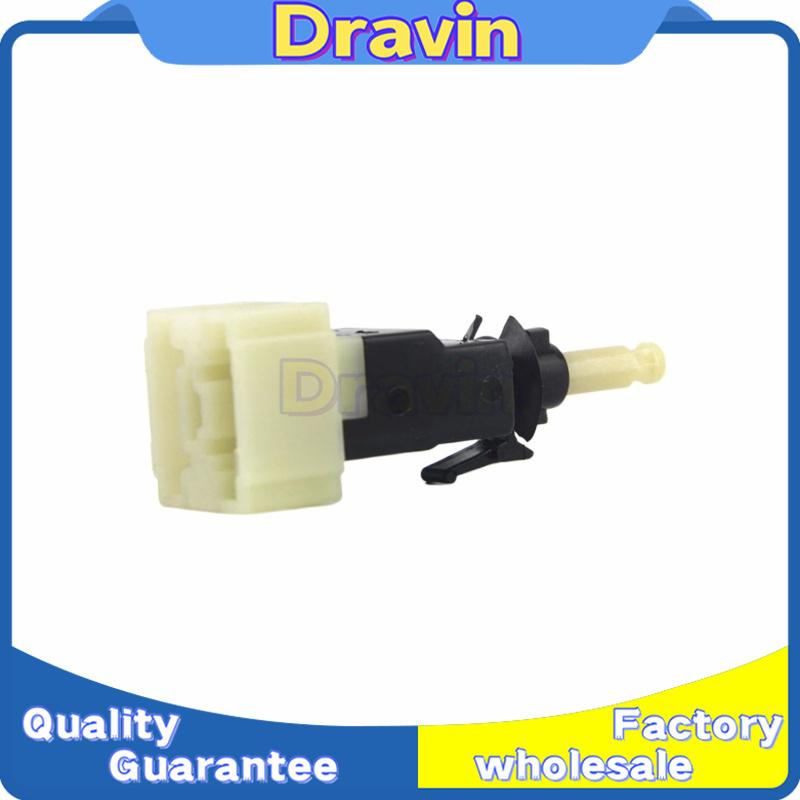 High Quality Car Brake Pedal Light Lamp Switch 0015453109 A0015456409 0015456409 for Mercedes Benz W210 W163 W203 C230 C280 E320