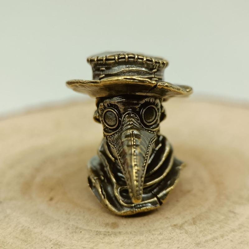 Brass Plague Doctor Crow Knife Pendant Personality Car Key Pendant Punk Fashion Paracord Rope Bead Pendant Accessories