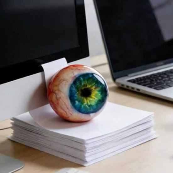 Realistic Eyeball Ornament Horror 3D Eye Sculpture Gothic Scary Eyeball Figurine for Haunted House Photo Booth Props Halloween Eve Party Supplies