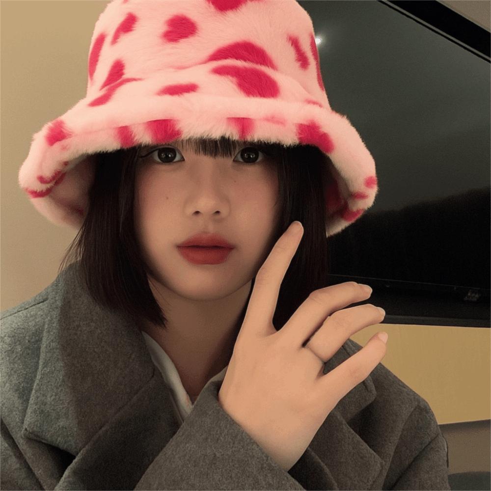 Sweet Faux Fur Plush Fisherman Hat Thicken Warm Love Heart Bucket Hat Korean Style Fluffy Winter Plush Hat Winter