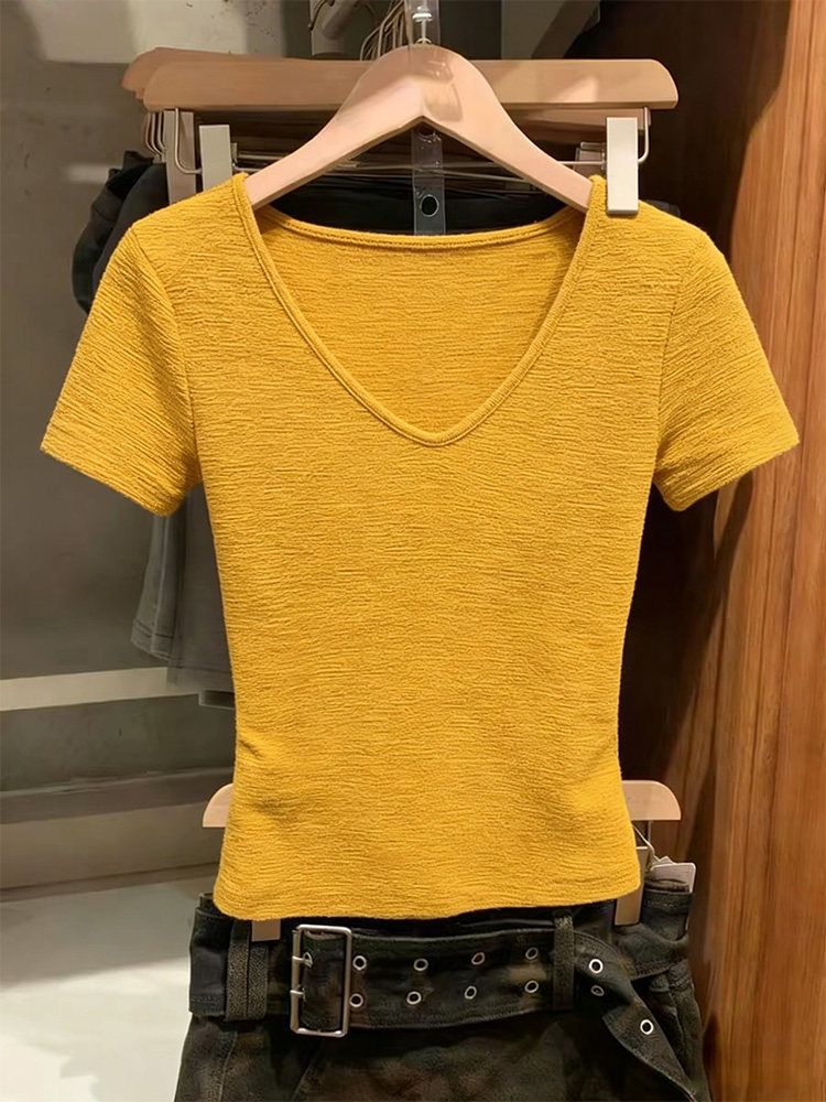 Yellow V-neck front shoulder short-sleeved t-shirt women's summer slim-fitting and thin short short short hot girl t-shirt top