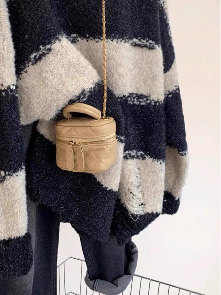 2026 Autumn/Winter Korean Loose Striped Knit Sweater - Versatile, Thick Lazy Style Pullover