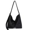 Large-capacity Commuter Tote Bag - Versatile and Stylish Crossbody Bag for Daily Use