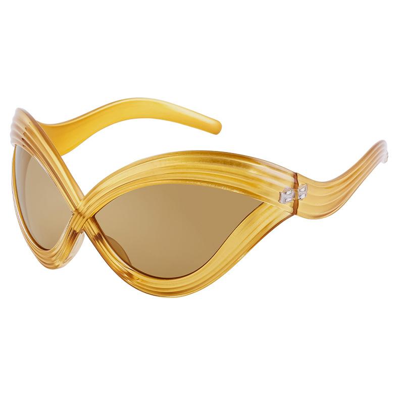 YK millennial cat eye sunglasses women's European Milan catwalk sunglasses women's ball trendy glasses
