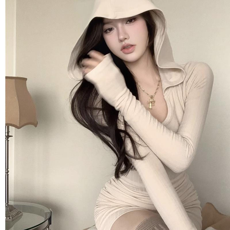 Spice Girl Sexy Hooded V-neck Dress Women's Autumn and Winter New Temperament Advanced Tight and Thin Inner Hip Skirt