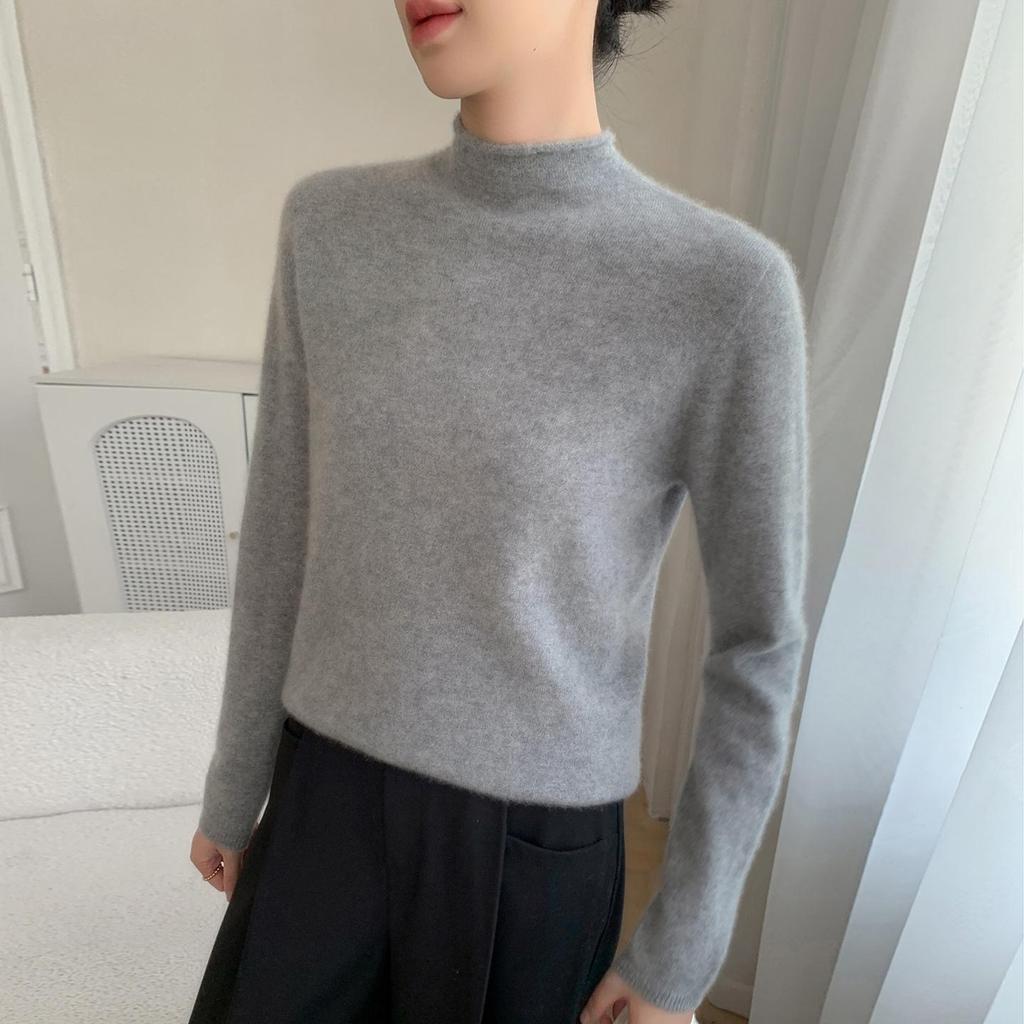 Rolled-Edge Half-High Collar Cashmere Knit Seamless Sweater: Women's Autumn/Winter Solid White Wool Base Layer