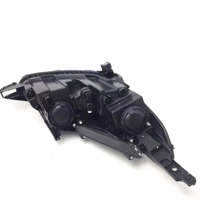 Compatible with Dongfeng Peugeot 2008: Low Configuration Halogen Headlight Assembly - High & Low Beam