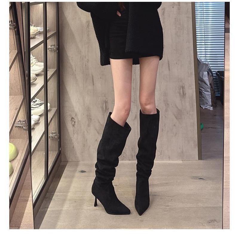 The New Style of Women's Shoes From Spring and Autumn Features Pointed-toe High Heels and Slender High Boots