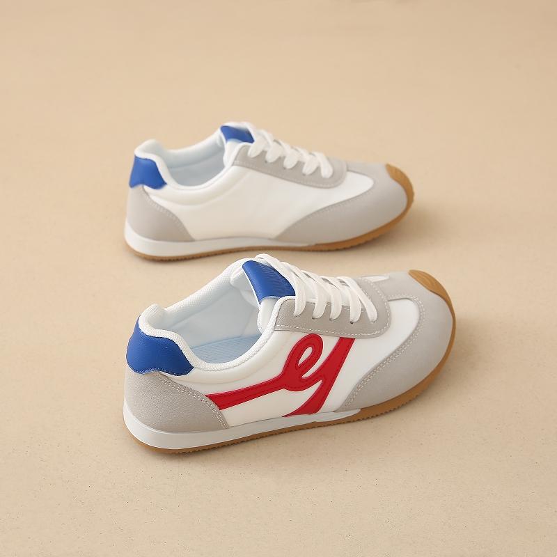 Fashion CRLAYDK Classic Women's Sneakers Casual Walking Flat Retro Skate Shoes Ladies Sports Running Lace Up Comfort Trainer Tennis