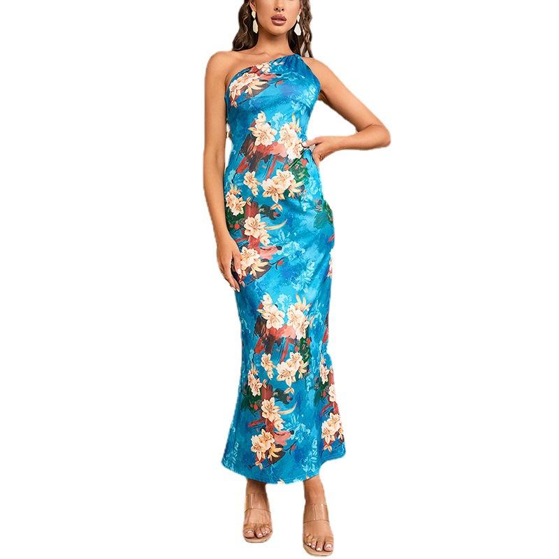 Milk Silk One-shoulder Dress, European and American Sexy Printing Diagonal Neck Halter-back Hip-wrapped Long Dress