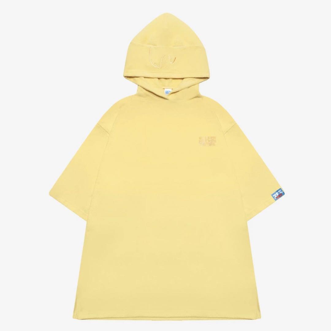 

[Б/У] Пончо Straykids Pop-Up от Pogari Felix